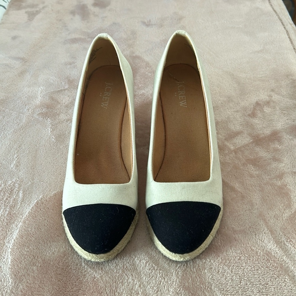 JCrew Factory Ivory Espadrilles w Black Cap Toe 7.5